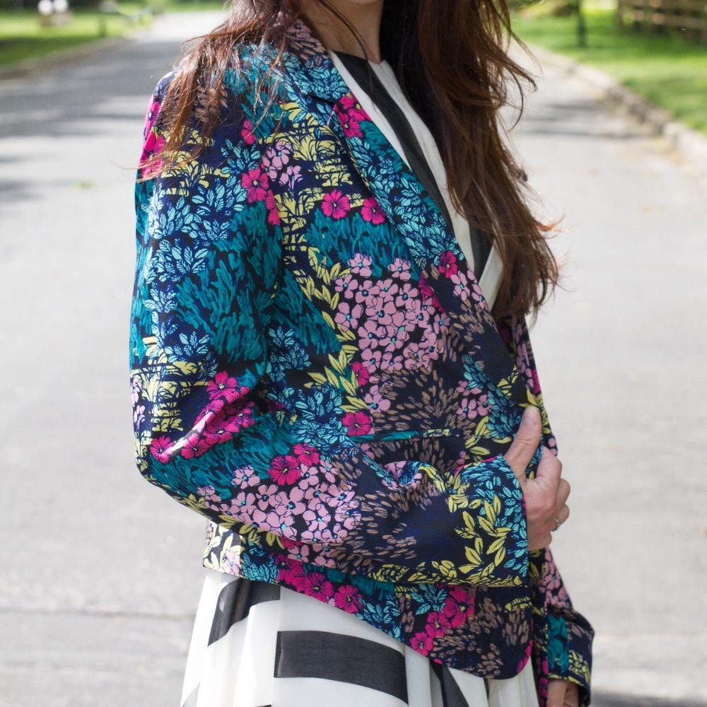 Floral Bisou Bisou Blazer